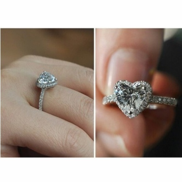 ❤️Diamond Heart Ring - Picture 5 of 6